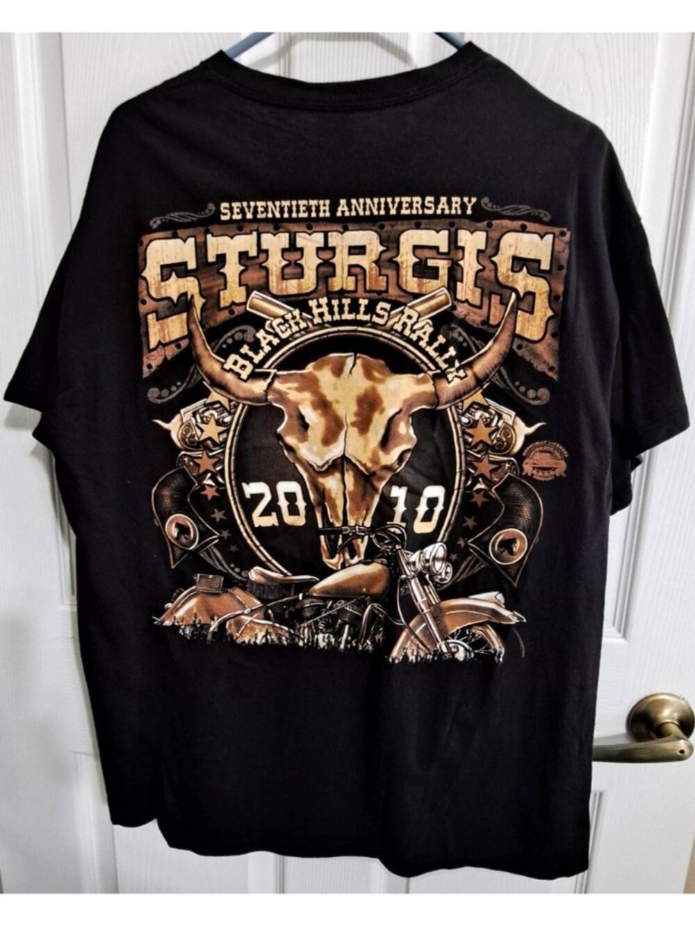Sturgis Black Hills Rally 2010 Men's L Black Short Sleeve  Delta T-Shirt - Picture 4 of 8